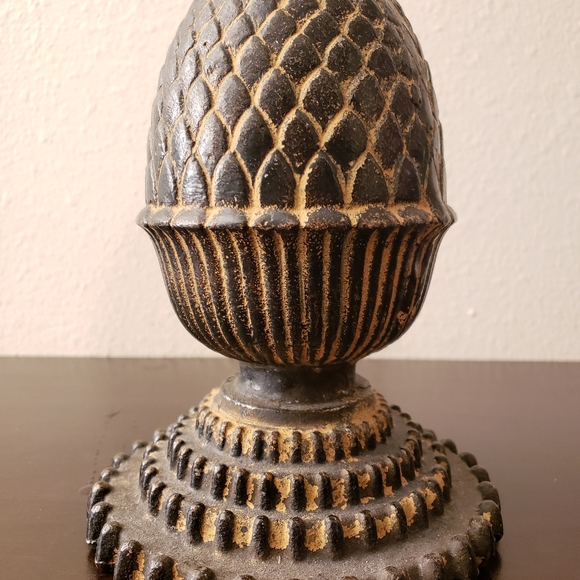 Decorative Finial Piece. - Picture 6 of 6